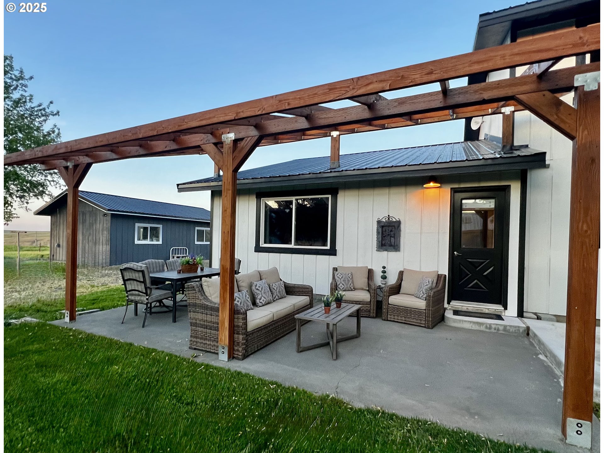 71176 Tutuilla Road Pendleton, OR 97801 - Photo 6 of 48