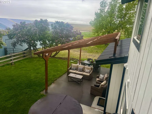 $1,150,000 | 71176 Tutuilla Road, Pendleton, OR 97801