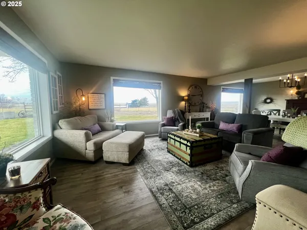 $1,150,000 | 71176 Tutuilla Road, Pendleton, OR 97801