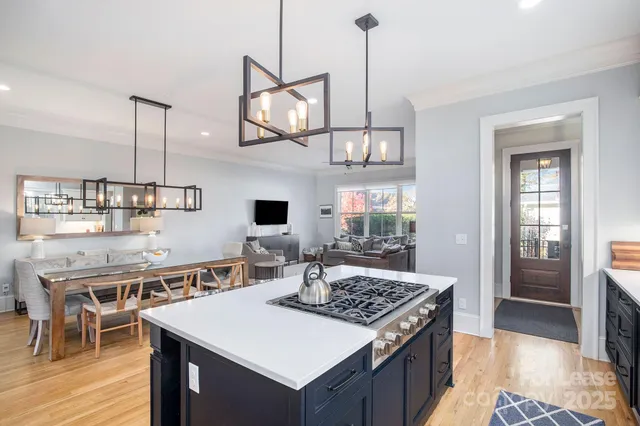 $6,800 | 407 Louise Avenue, Charlotte, NC 28204