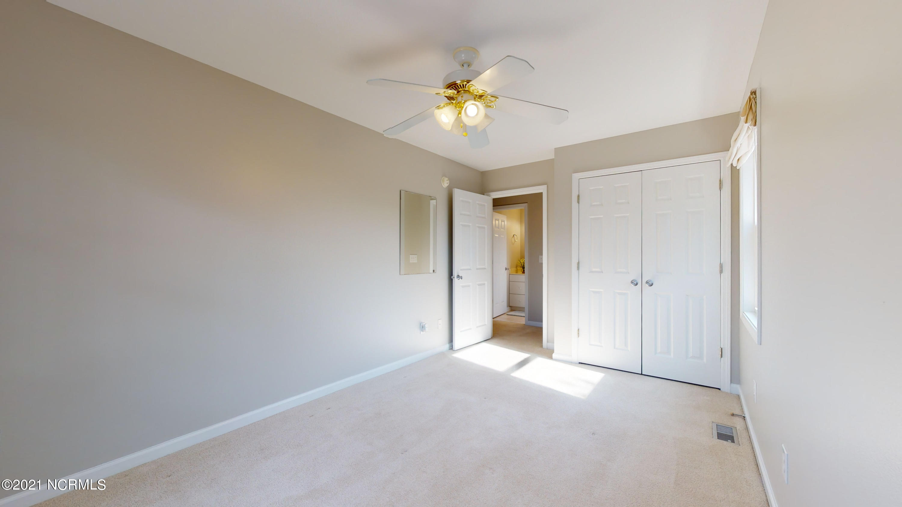 645 Hickory Point Road Hampstead, NC 28443 - Photo 23 of 104 645 Hickory Point Road-47