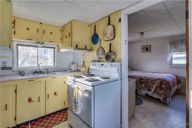 $350,000 | 225 Mercier Avenue, Clayton, NY 13624