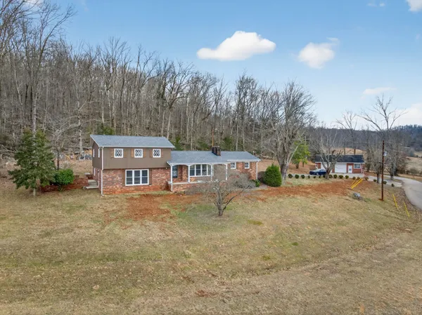 $548,900 | 461 Baker Mountain Road, Sparta, TN 38583