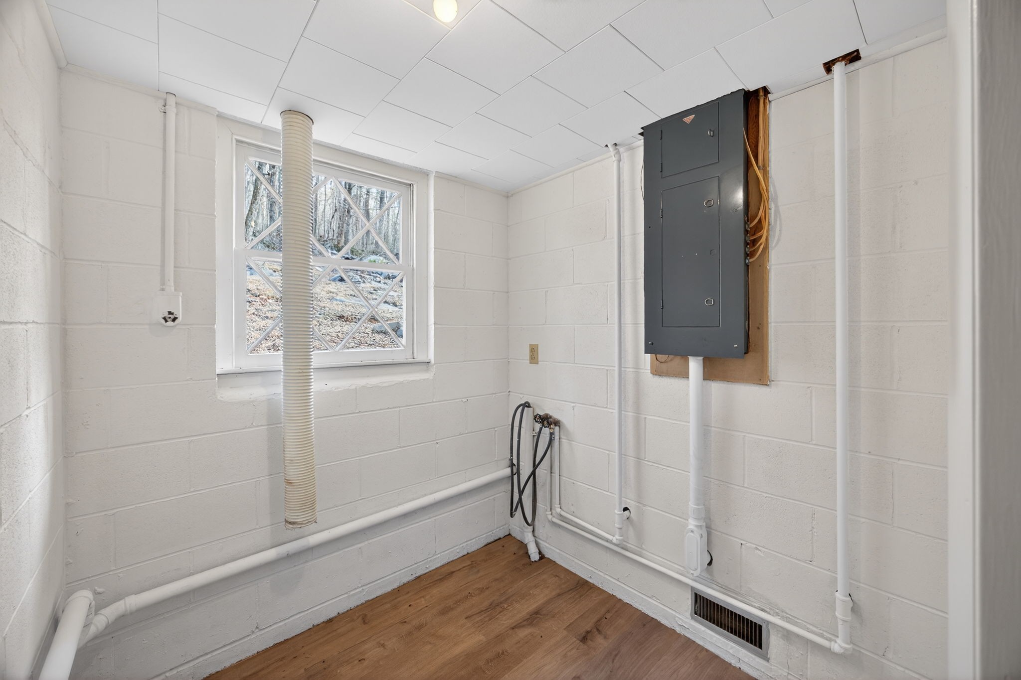 461 Baker Mountain Road Sparta, TN 38583 - Photo 17 of 47