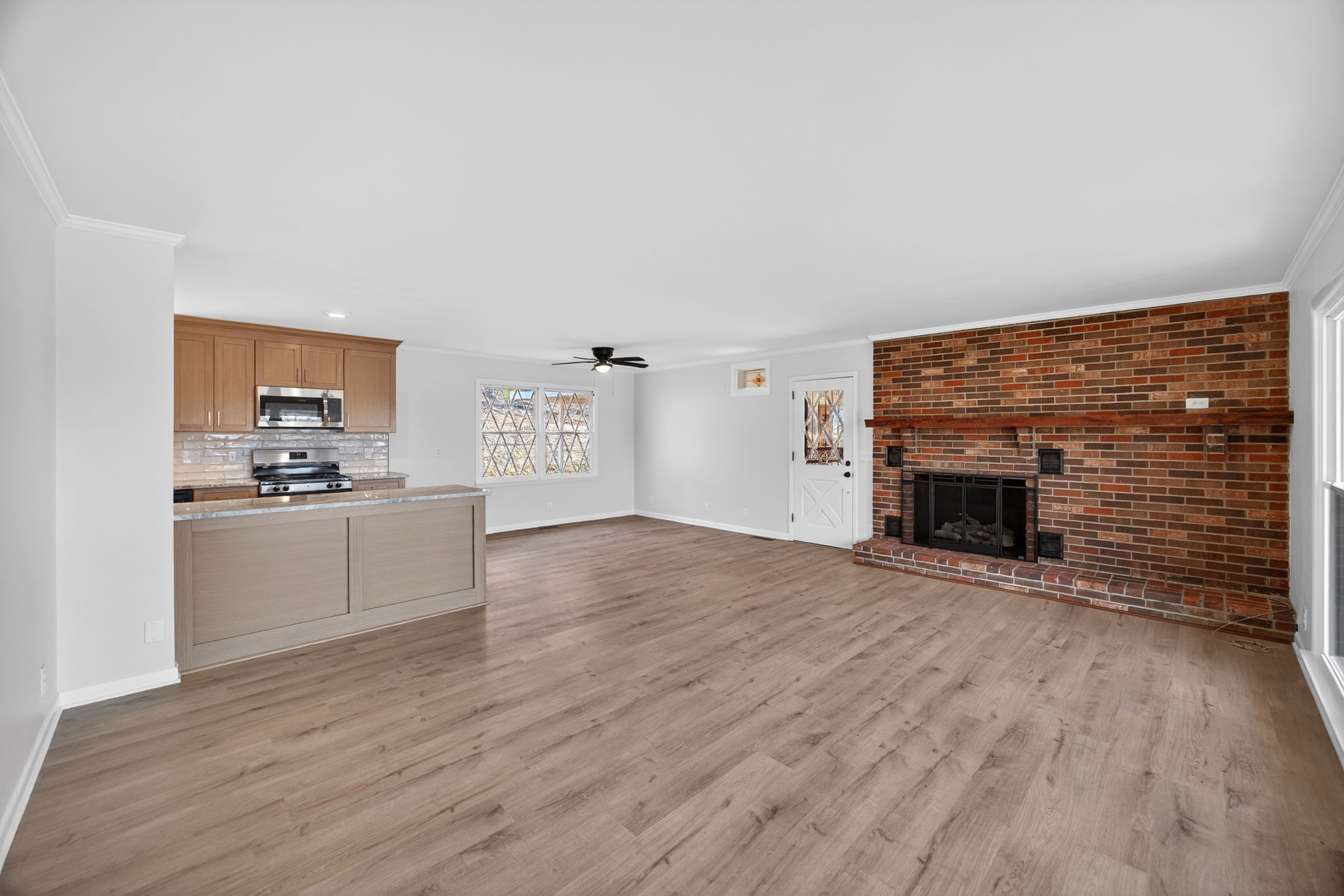 461 Baker Mountain Road Sparta, TN 38583 - Photo 4 of 47