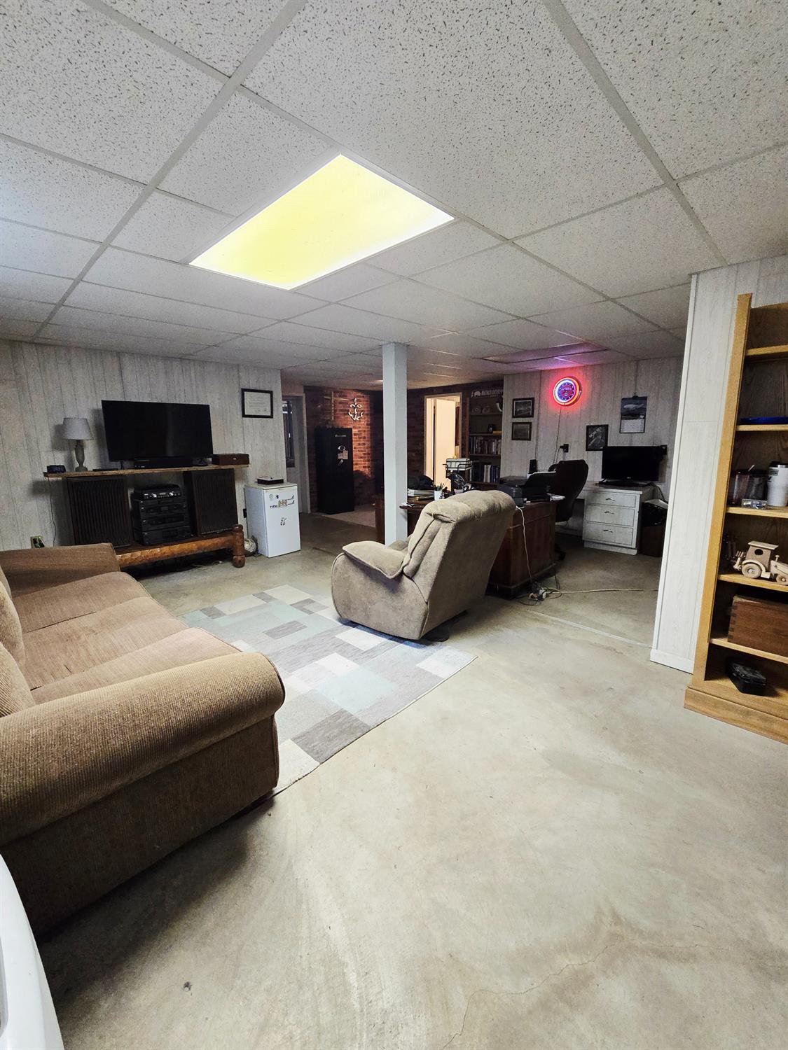 11153 West County Line Road Dillsboro, IN 47018 - Photo 7 of 31 Gallery Image 7
