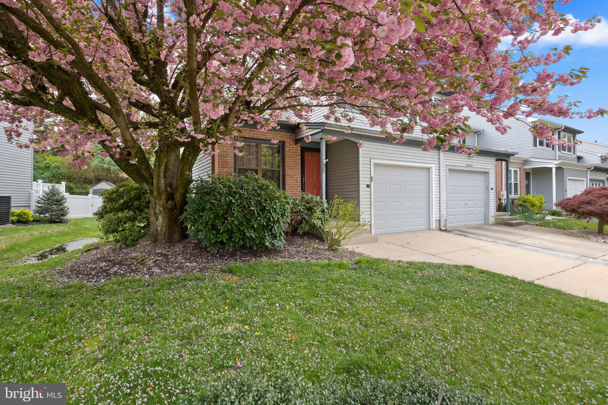 88 Farnwood Road Mount Laurel, NJ 08054 - Photo 3 of 34 Gallery Image 3