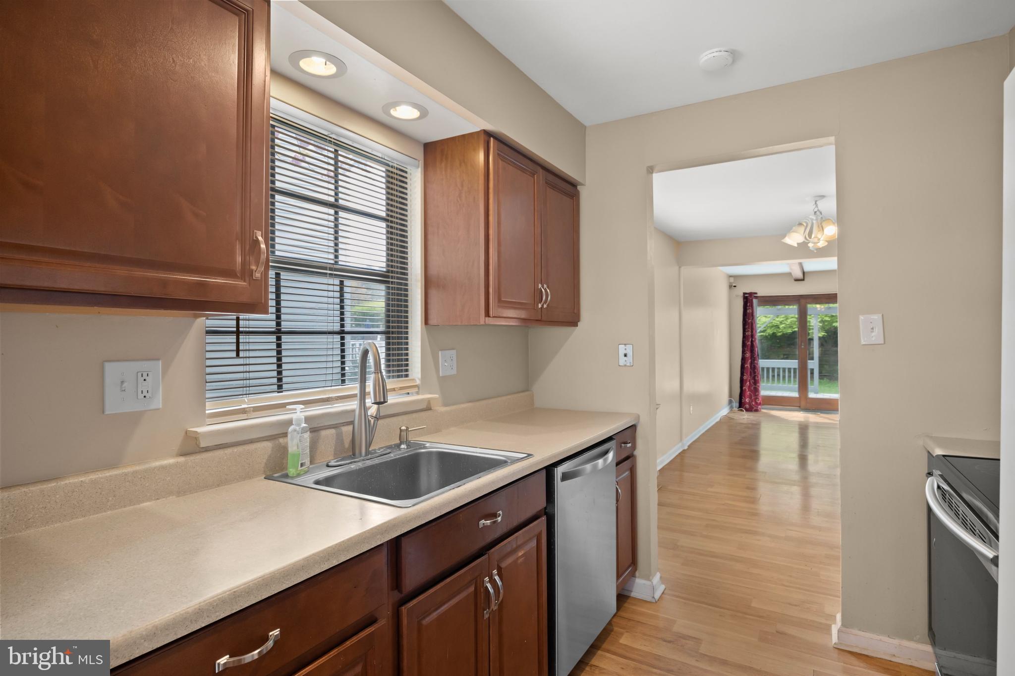 88 Farnwood Road Mount Laurel, NJ 08054 - Photo 8 of 34 Gallery Image 8