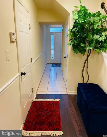 $2,950 | 43005 Beachall Street, Chantilly, VA 20152