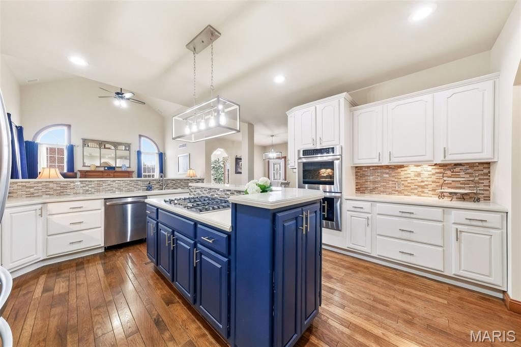 1676 Lancaster Drive O'Fallon, IL 62269 - Photo 13 of 73