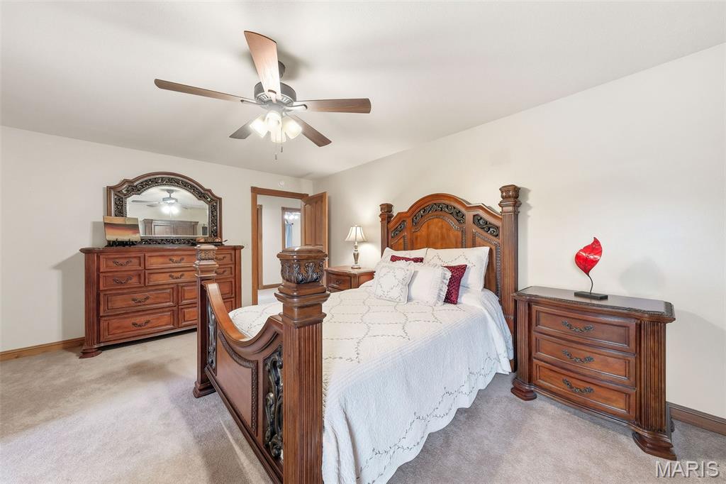 1676 Lancaster Drive O'Fallon, IL 62269 - Photo 54 of 73