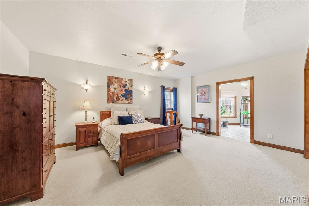 1676 Lancaster Drive O'Fallon, IL 62269 - Photo 60 of 73