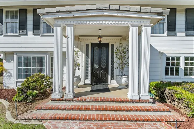 $2,300,000 | 19111 Ridgeview Road, Villa Park, CA 92861