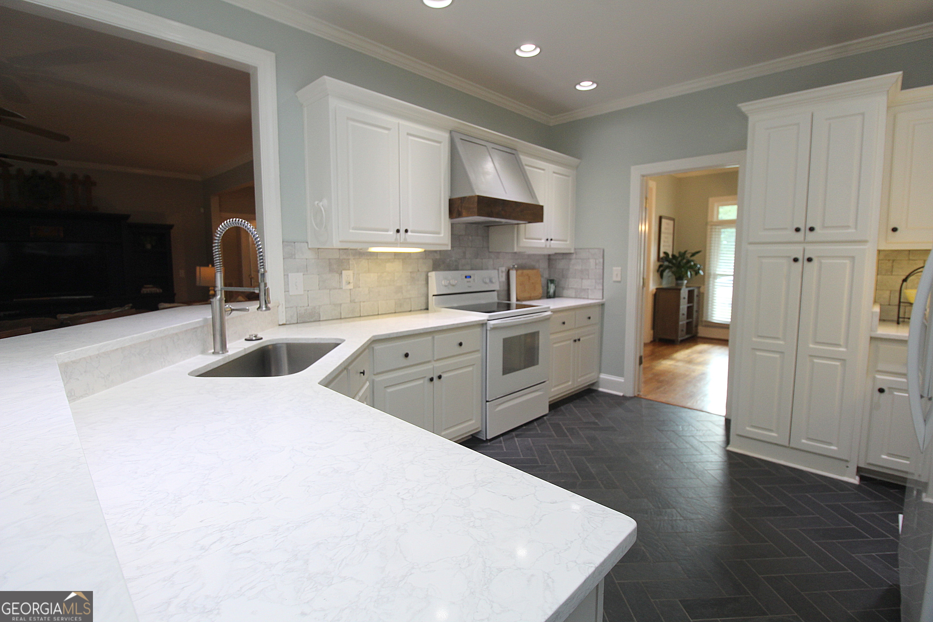 113 Etowah Drive Southeast Rome, GA 30161 - Photo 11 of 69