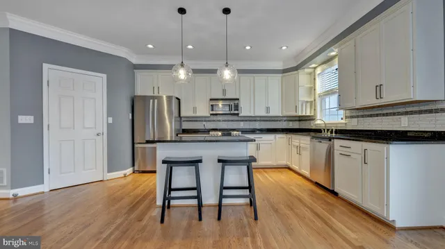 $3,900 | 1833 B Drew Street, Annapolis, MD 21401