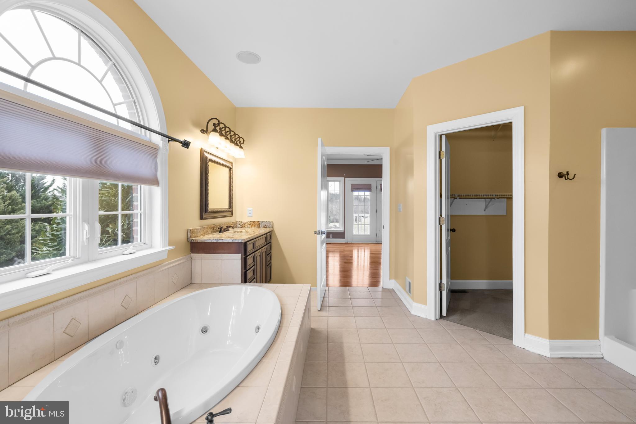 240 Glendobbin Road Winchester, VA 22603 - Photo 30 of 58 Primary Bath