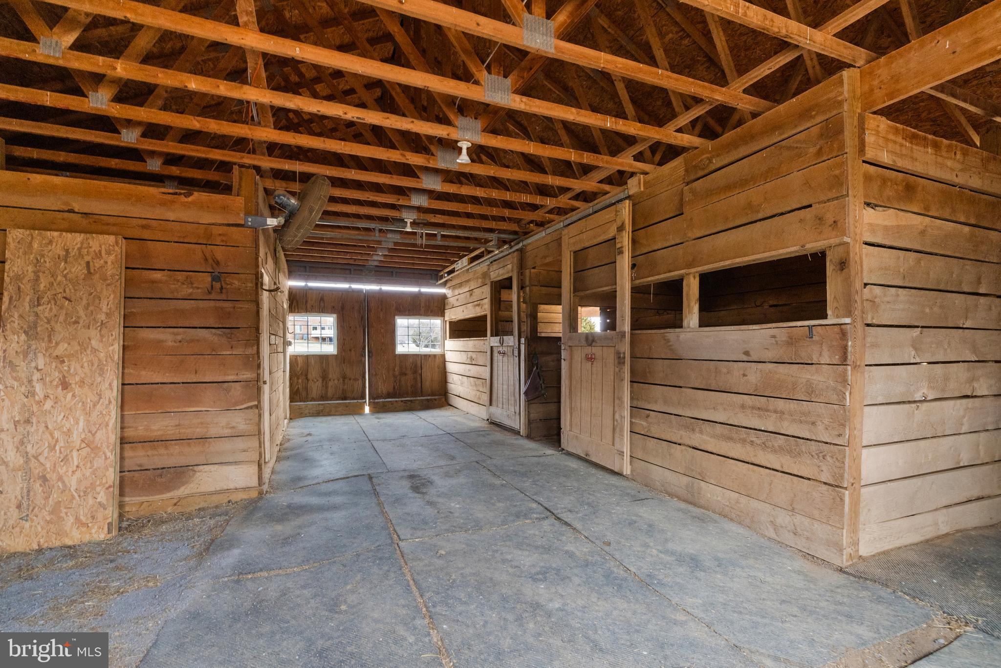 240 Glendobbin Road Winchester, VA 22603 - Photo 48 of 58 Barn