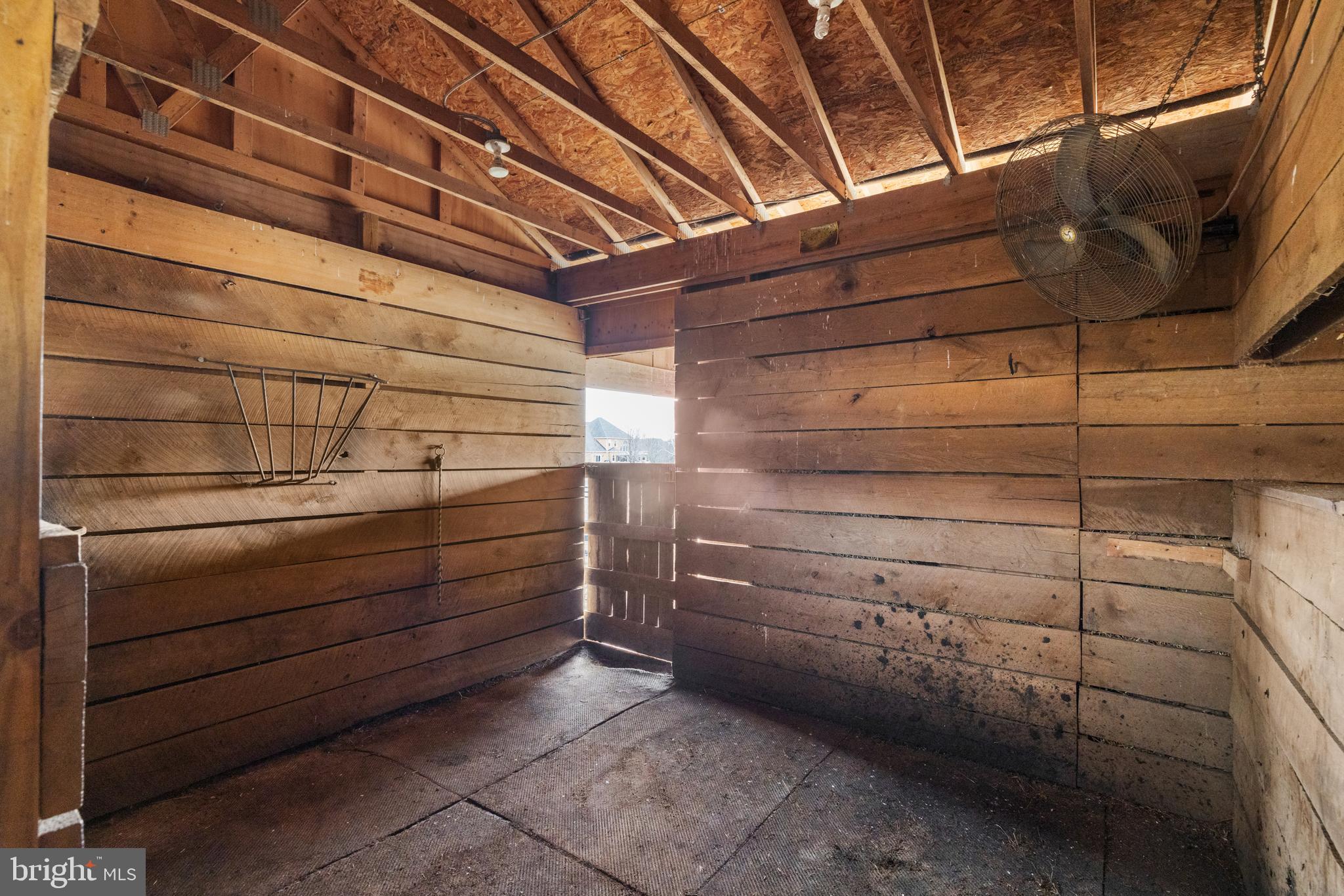 240 Glendobbin Road Winchester, VA 22603 - Photo 49 of 58 Barn