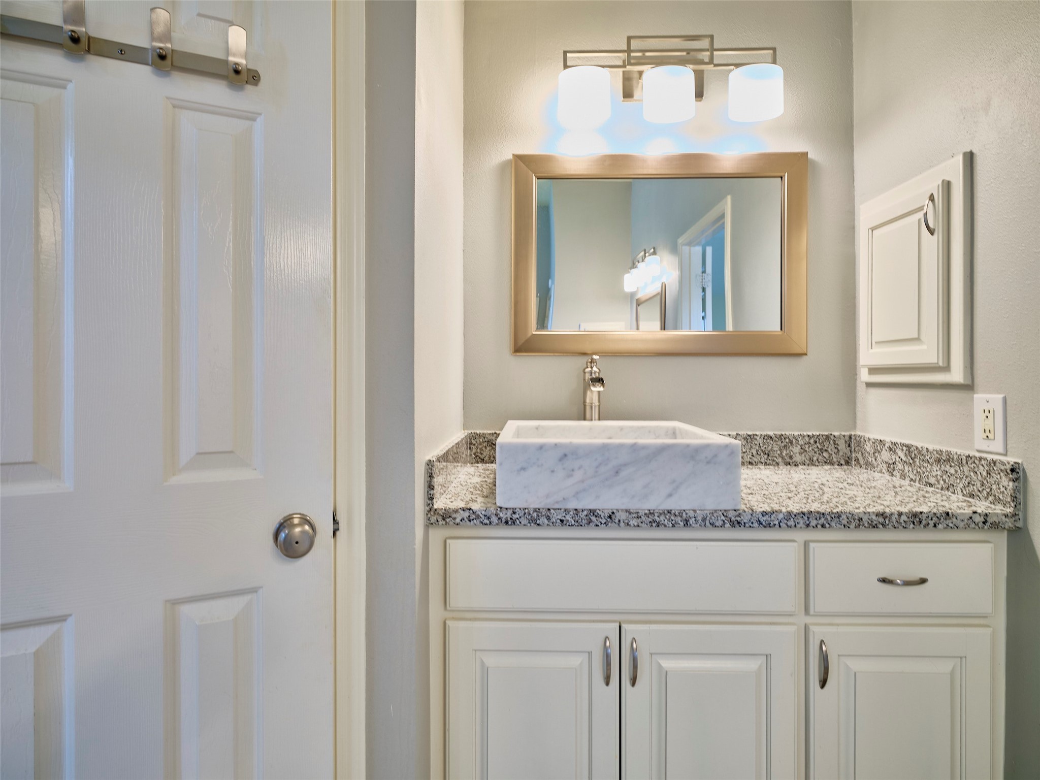 7626 Painton Lane Spring, TX 77389 - Photo 12 of 19 THIS IS THE SECOND SINK IN PRIMARY