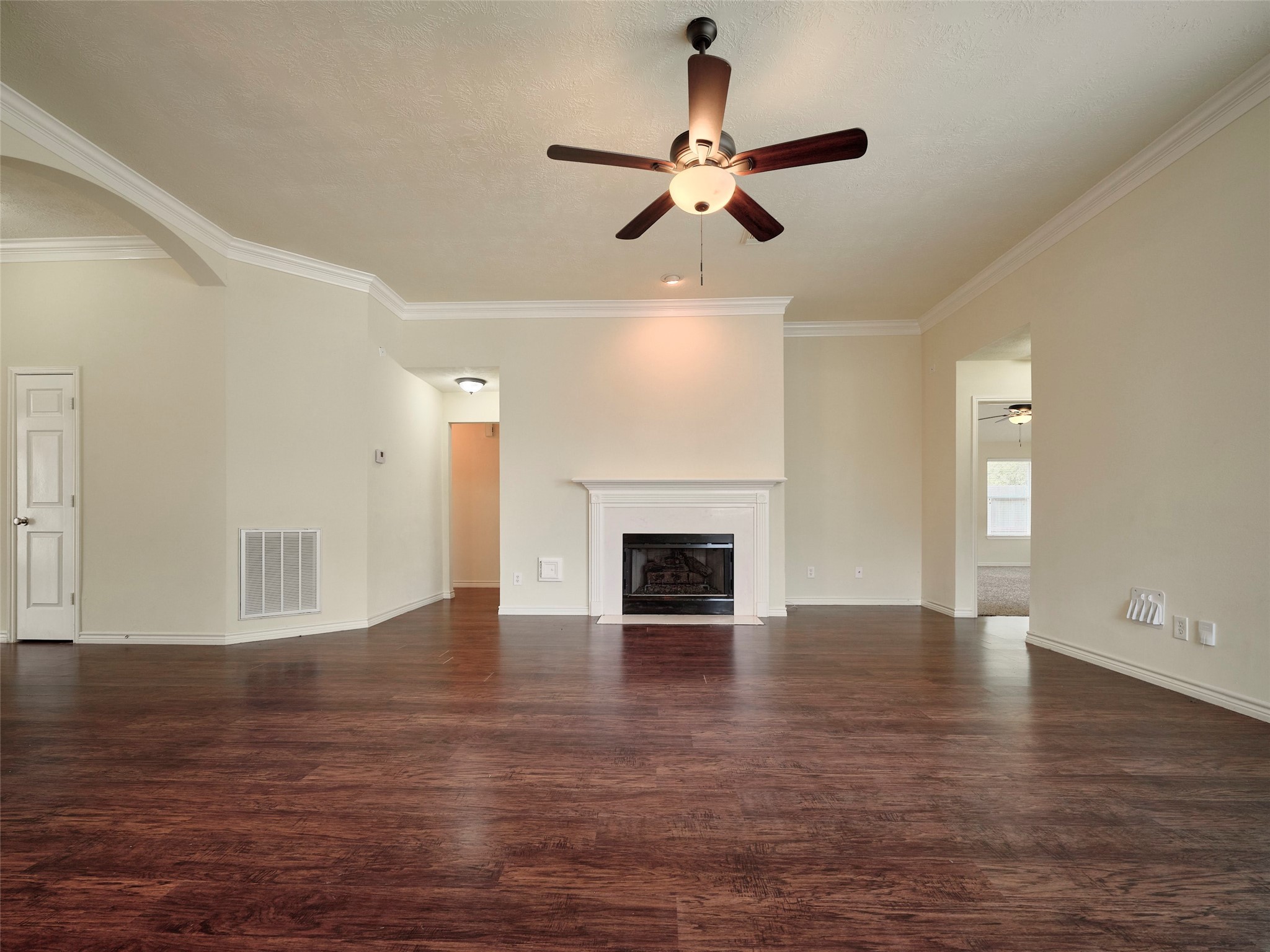 7626 Painton Lane Spring, TX 77389 - Photo 6 of 19 THE OPEN CONCEPT LIVING AREA IS BRIGHT AND ROOMY AND HAS A FIREPLACE