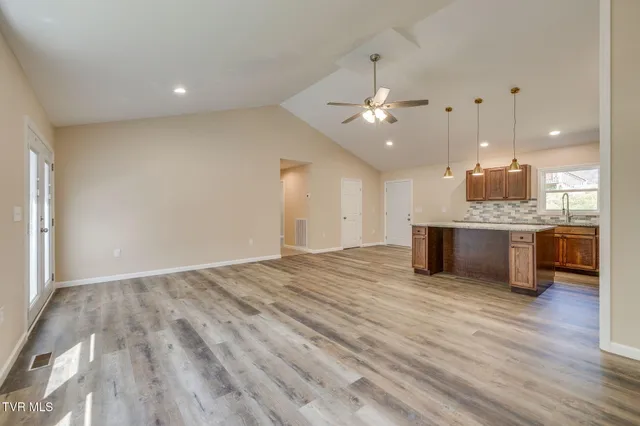 $279,000 | 514 Aesque Street, Kingsport, TN 37665