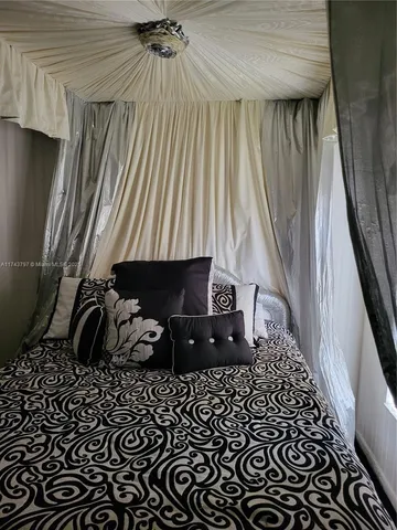 $560,000 | 6771 Northwest 199th Terrace, Hialeah, FL 33015