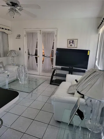 $560,000 | 6771 Northwest 199th Terrace, Hialeah, FL 33015