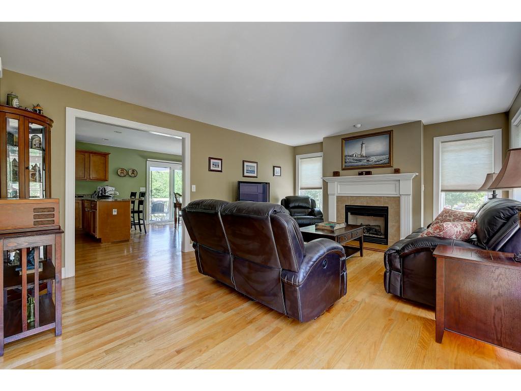 33 Wood Ridge Lane Exeter, NH 03833 - Photo 4 of 33