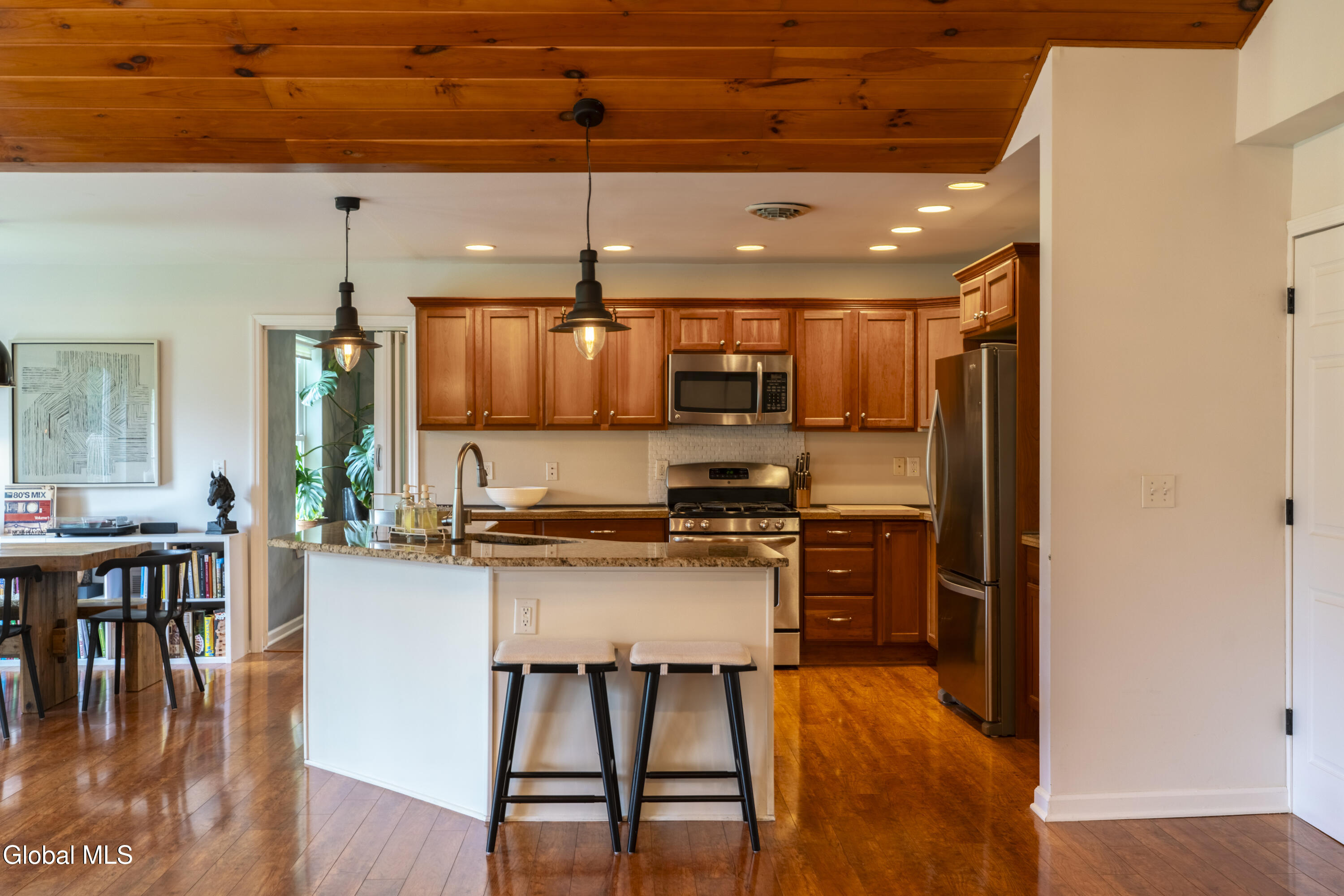 368 Eastline Road Malta, NY 12019 - Photo 6 of 42 368 East Line-3