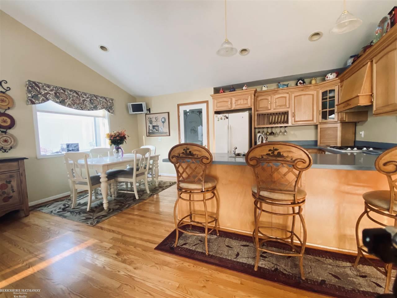 7306 Edlane Road Algonac, MI 48001 - Photo 9 of 30 50053891-8.JPG