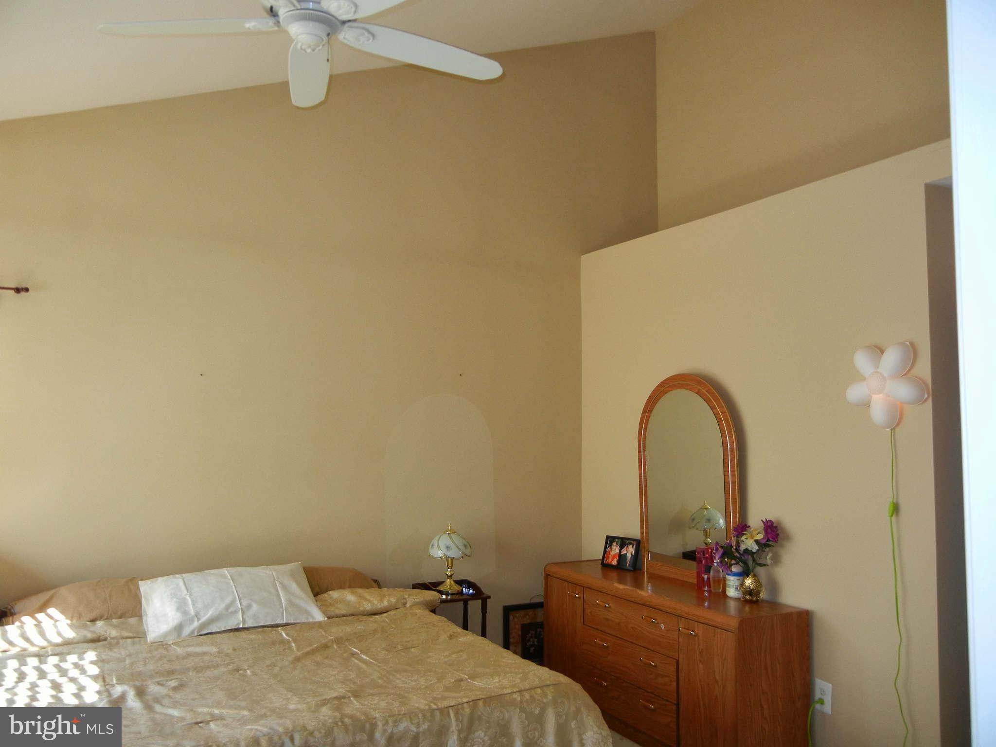 43536 Gabriel Square Chantilly, VA 20152 - Photo 14 of 25 Bedroom (Master)