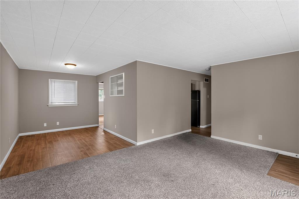 1027 Renshaw Drive Ferguson, MO 63135 - Photo 6 of 33