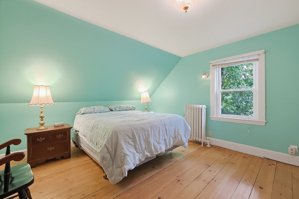 602 Elm Street Walpole, MA 02081 - Photo 17 of 38