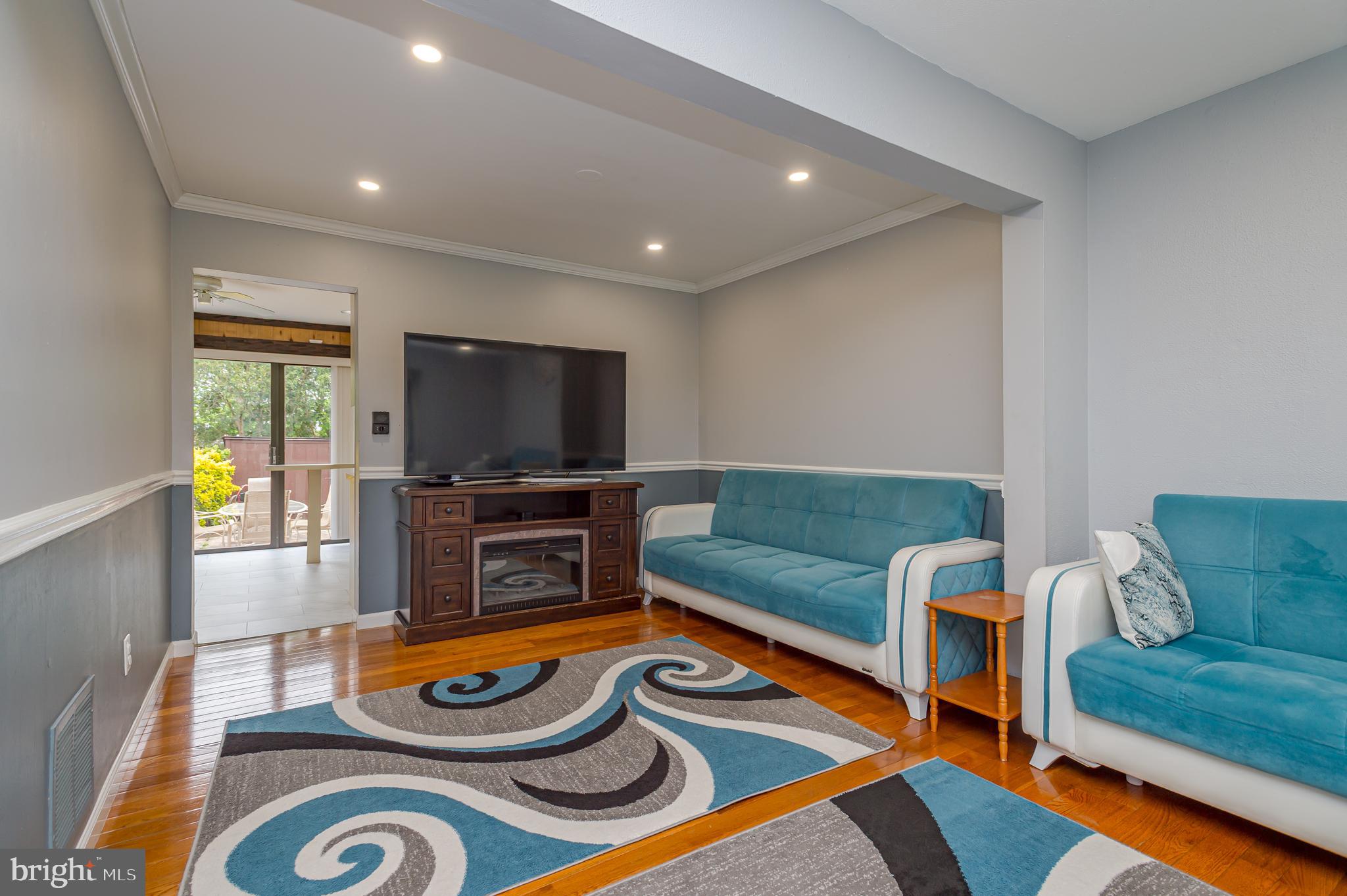 336 Bolton Road East Windsor, NJ 08520 - Photo 6 of 34