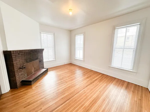 $2,350 | 218 Ferris Street, Ypsilanti, MI 48197