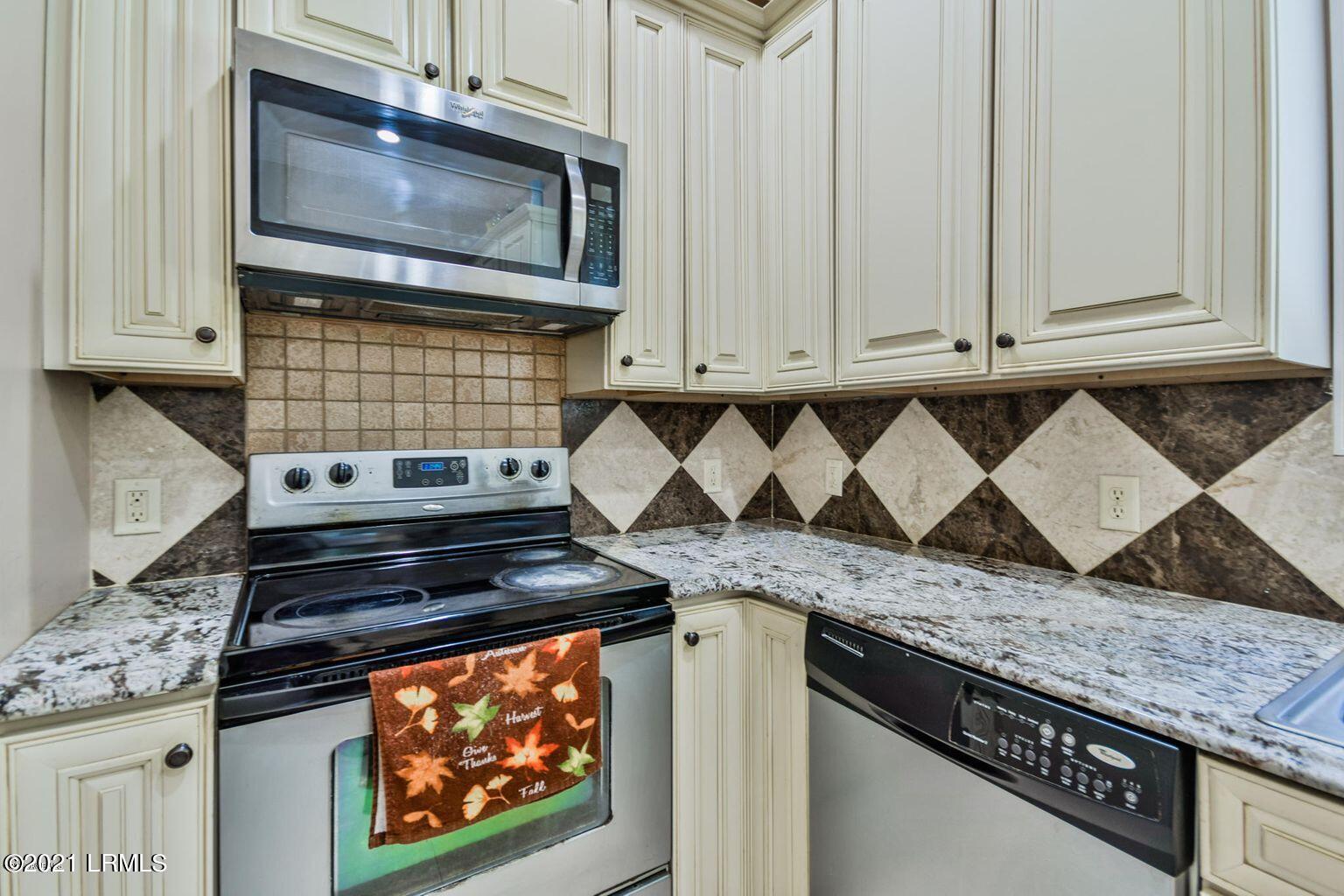 30 Little Creek Road Beaufort, SC 29907 - Photo 20 of 50 20180830230857119527000000-o
