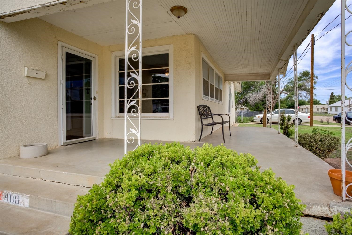 400 West Garza Street Slaton, TX 79364 - Photo 2 of 25 Photo 2