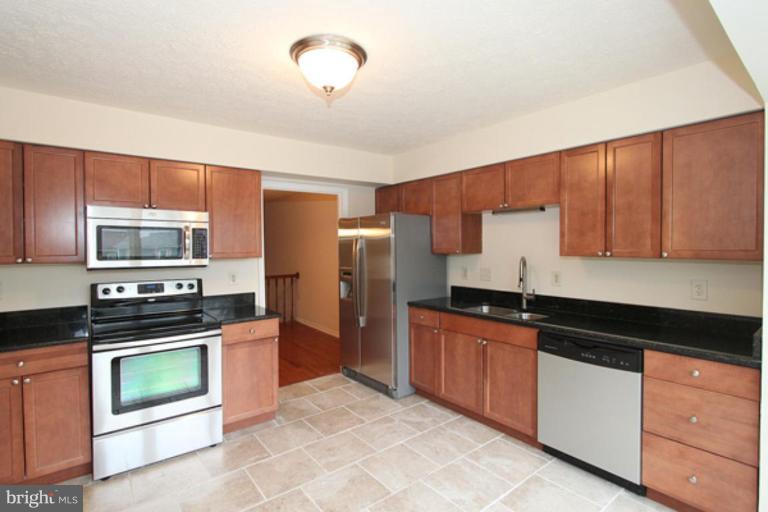7377 Stream Way Springfield, VA 22152 - Photo 1 of 1 Exterior (Main)