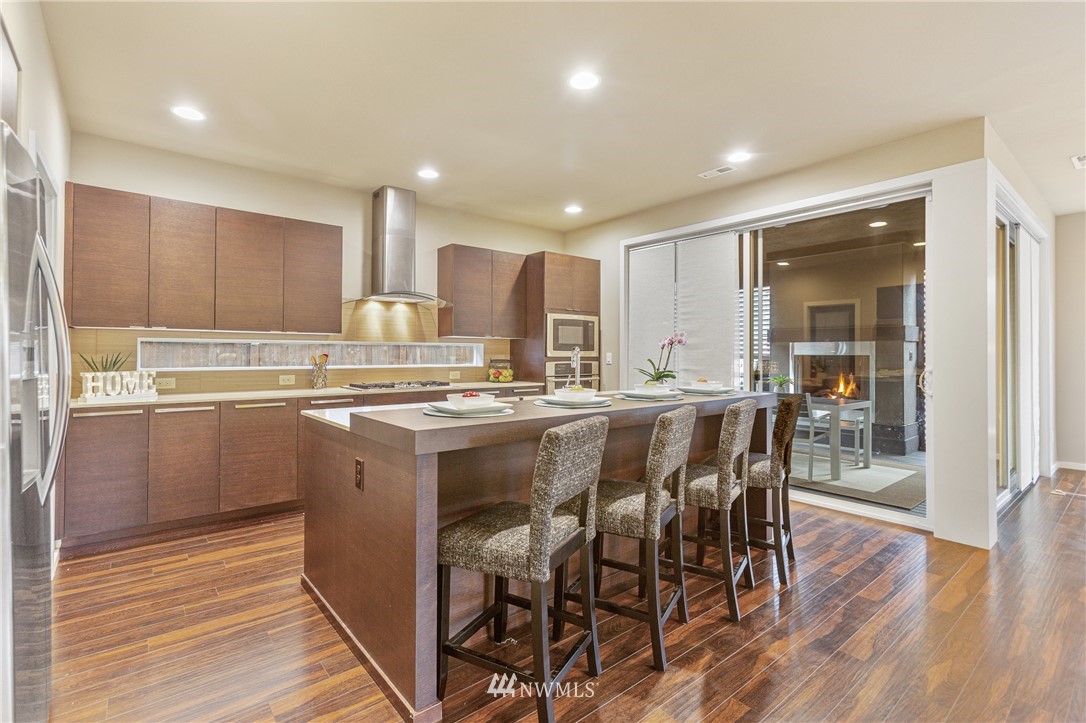 3930 171st Place Southeast Bothell, WA 98012 - Photo 2 of 23 Gallery Image 2