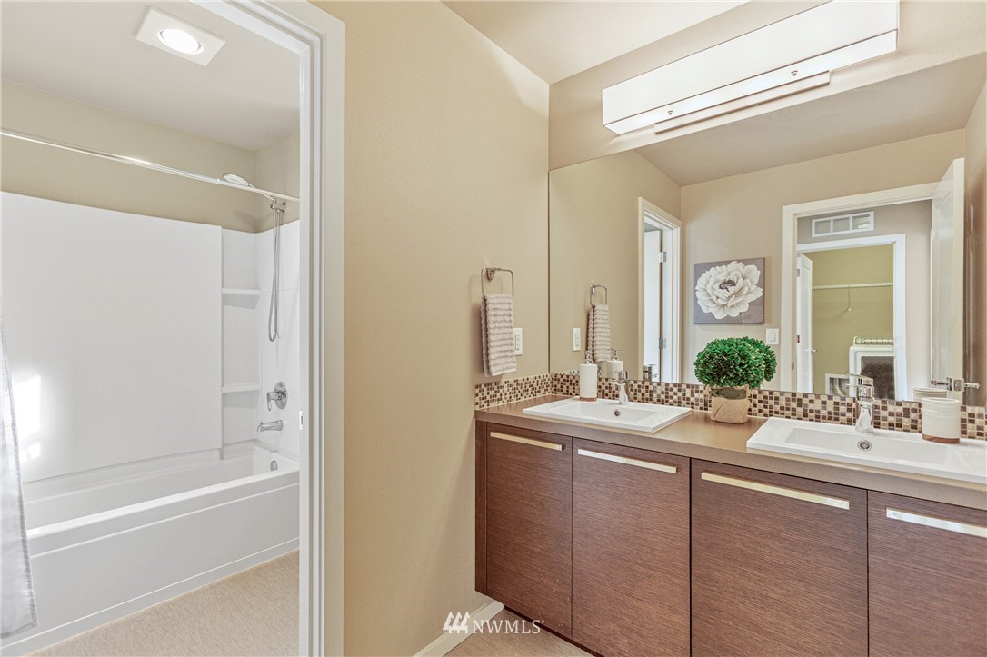 3930 171st Place Southeast Bothell, WA 98012 - Photo 15 of 23 Gallery Image 15