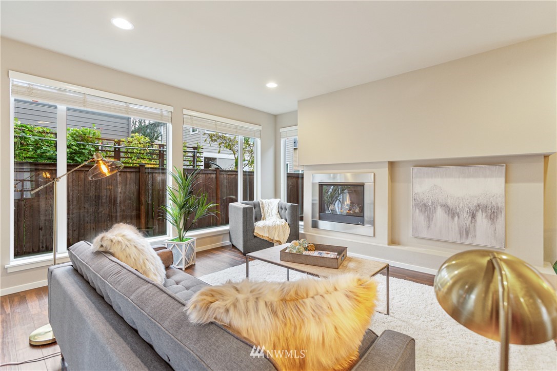 3930 171st Place Southeast Bothell, WA 98012 - Photo 4 of 23 Gallery Image 4