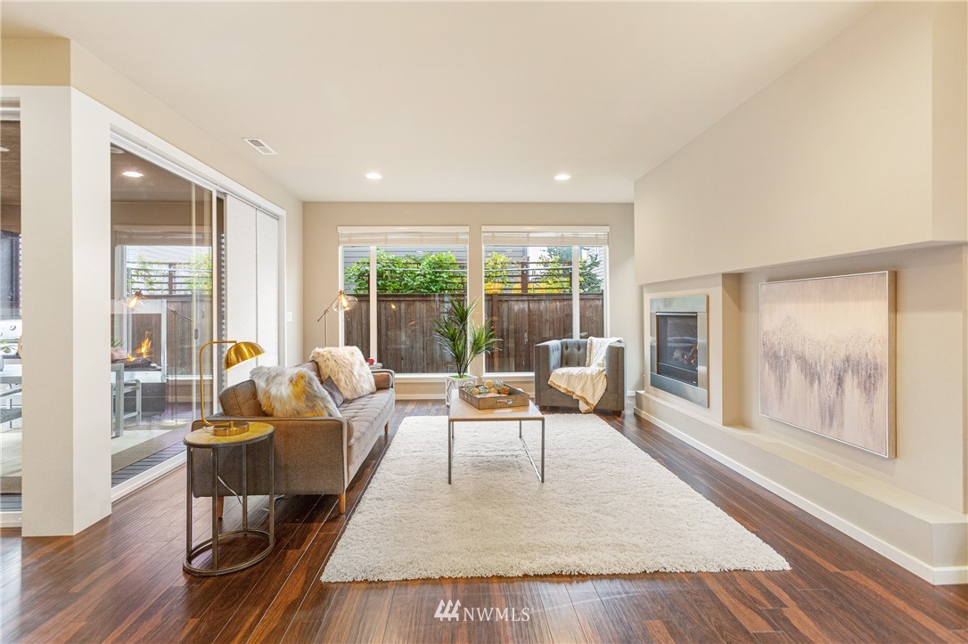 3930 171st Place Southeast Bothell, WA 98012 - Photo 5 of 23 Gallery Image 5