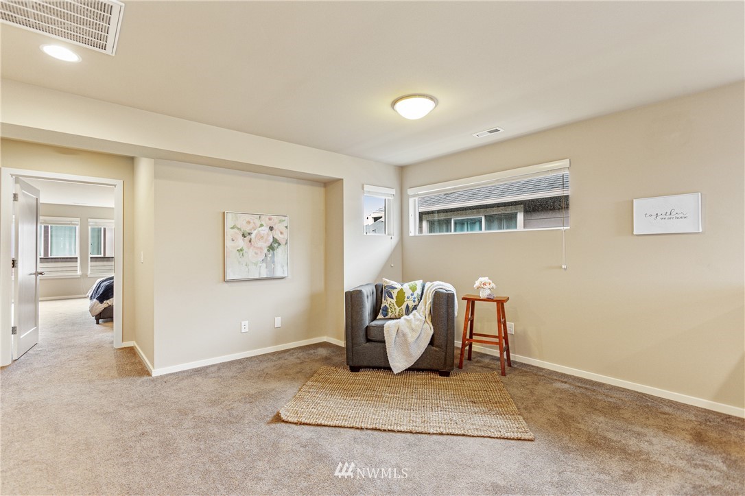 3930 171st Place Southeast Bothell, WA 98012 - Photo 10 of 23 Gallery Image 10