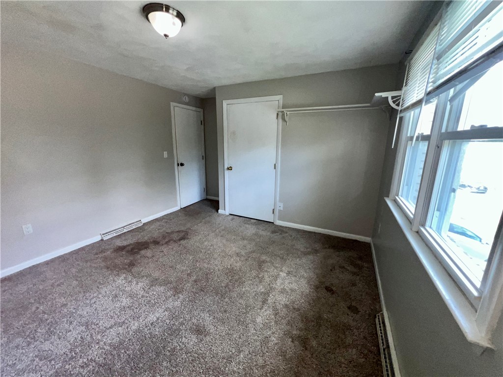 91 Curry Road Cranston, RI 02920 - Photo 17 of 33