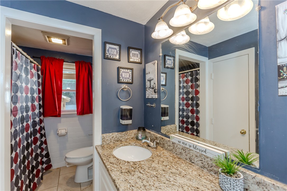 91 Curry Road Cranston, RI 02920 - Photo 20 of 33