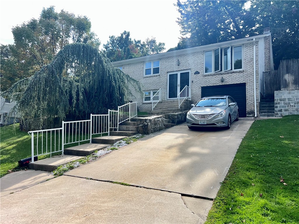 91 Curry Road Cranston, RI 02920 - Photo 2 of 33