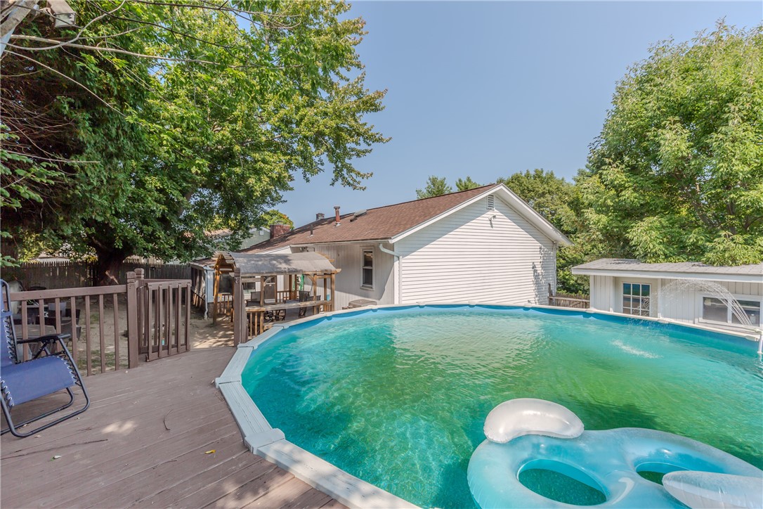 91 Curry Road Cranston, RI 02920 - Photo 29 of 33