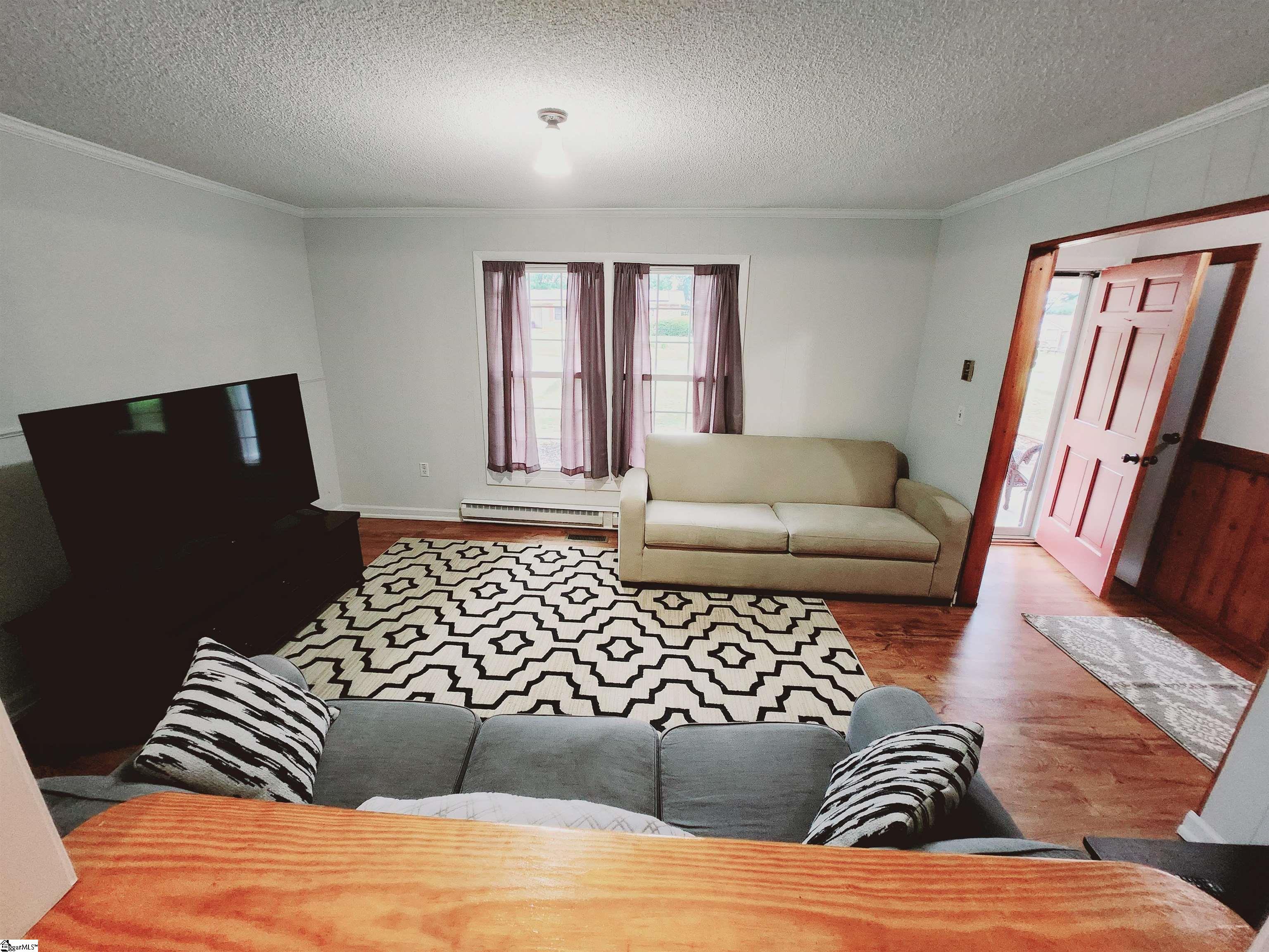 208 Elm Avenue Anderson, SC 29625 - Photo 3 of 10