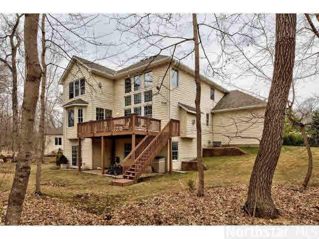 2856 Timberview Trail Chaska, MN 55318 - Photo 2 of 3