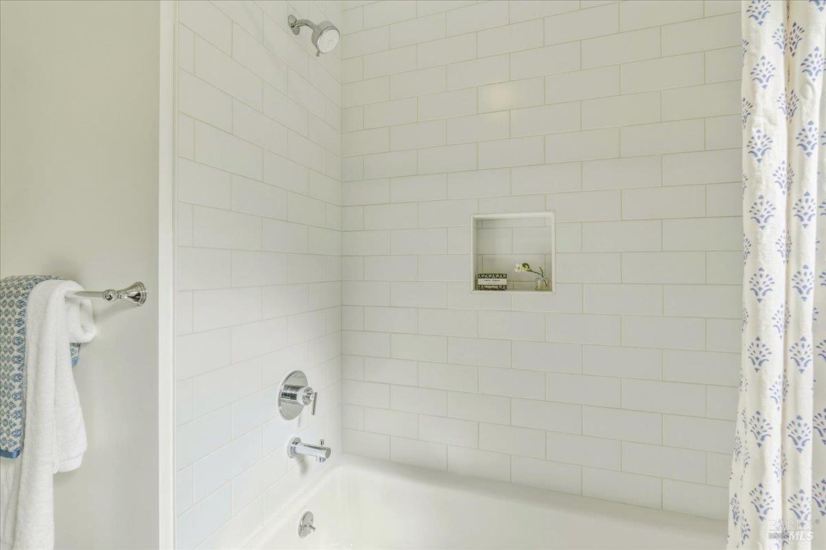 250 Butterfield Road San Anselmo, CA 94960 - Photo 16 of 28 a bathroom with a bathtub